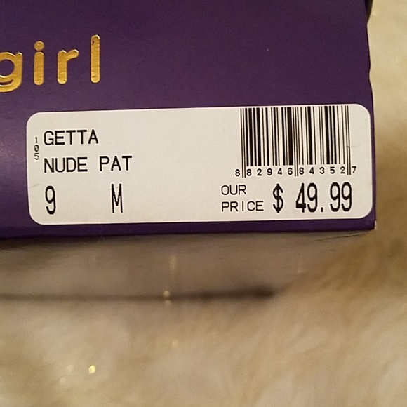 Madden Girl Nude Pumps - Picture 5 of 5